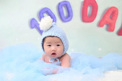 广州宝宝头稳最晚是几个月 广州宝宝头稳最晚是几个月